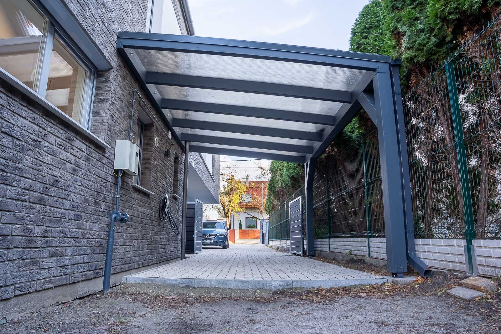 Fémhatású ragasztott fa kocsibeálló _Deluxe _Building_7