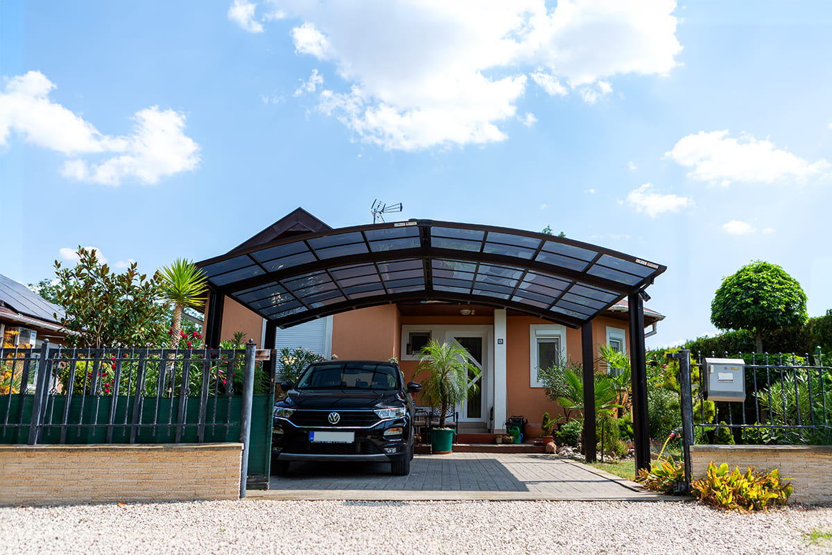 Ximax kocsibeálló ötletek, előregyártott kocsibeálló, dupla kocsibeálló, alumínium vázzal és polikarbonát tetővel