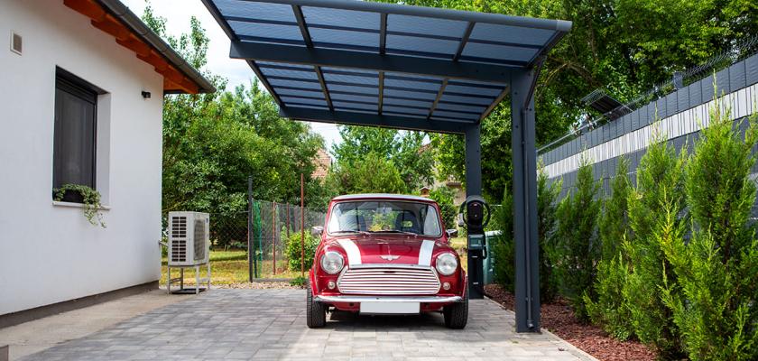 Ximax előregyártott kocsibeálló polikarbonát tetővel, alumínium szerkezettel