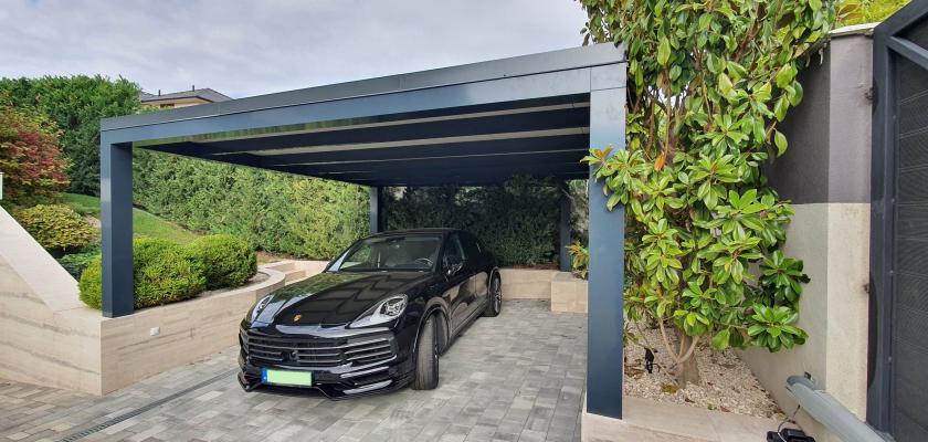 aluminium-kocsibeallo_szendvicspanel-fedessel-Deluxe_Building