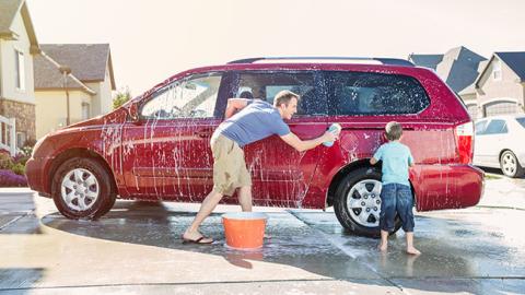 családiauto-kocsibeallo családiauto-kocsibeallo