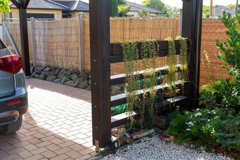 Egyedi Fa Kocsibeallo Fa Szerkezetes Kocsibeallo Dupla Kocsibeallo Autobeallo Polikarbonat Teto Felkorives Csatorna Deluxe Building