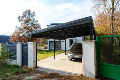 Egyedi Kocsibeallo Napelemes Kocsibeallo Dupla Kocsibeallo Autobeallo Epites Aluminium Szerkezet Deluxe Building