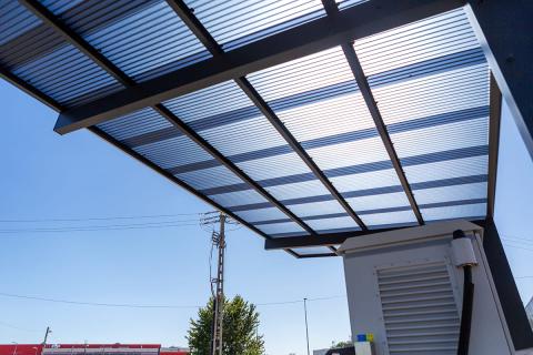 Eloregyartott Kesz Polikarbonat Teto Elektromos Auto Toltoallomas Fedes Deluxe Building