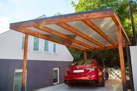 Egyedi fa kocsibeallo polikarbonat teto retegragasztott fa egyedi meret 15 1