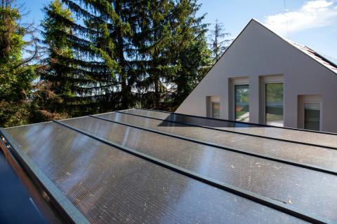 Egyedi fa kocsibeallo polikarbonat teto retegragasztott fa egyedi meret 16 0