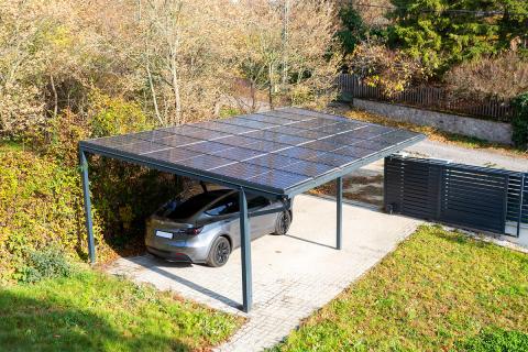 Egyedi kocsibeallo napelemes kocsibeallo dupla kocsibeallo autobeallo epites aluminium szerkezet deluxe building 12