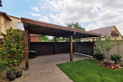 Napelemes kocsibello fa szerkezetes autobeallo elektromos auto tolto szimpa beallo egyedi deluxe building 10 1