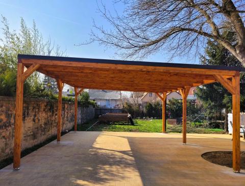 Ragasztott fa szerkezetű, polikarbonát fedésű, dupla kocsibeálló 02