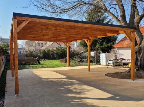 Ragasztott fa szerkezetű, polikarbonát fedésű, dupla kocsibeálló 03