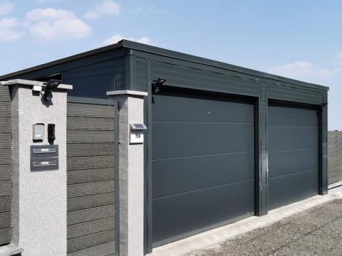 Vas szerkezetű, dupla kocsibeálló trapéz lemez fedéssel 02