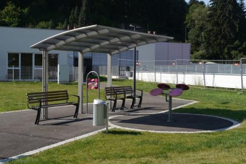 XIMAX Portoforte íves kocsibeálló alumínium szerkezettel és polikarbonát fedéssel 12